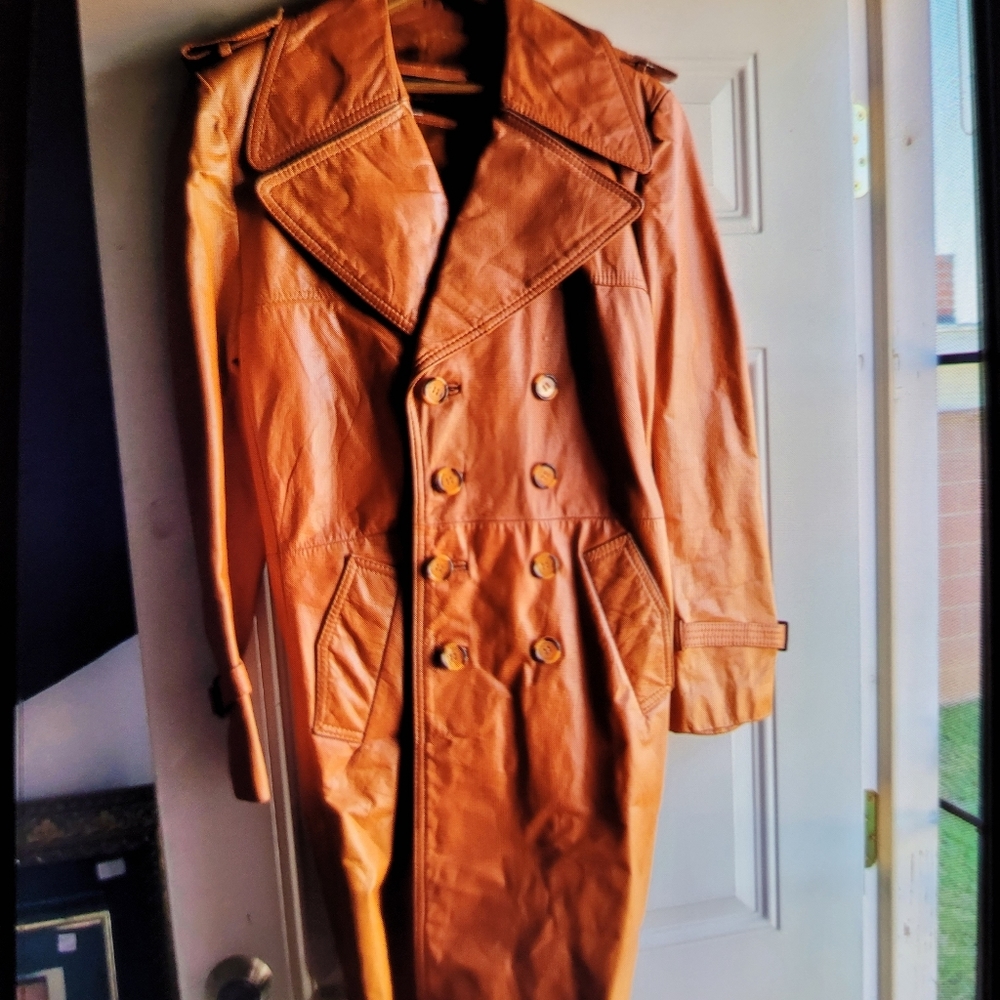 Men's Double-Breasted Tan Leather Trench Coat